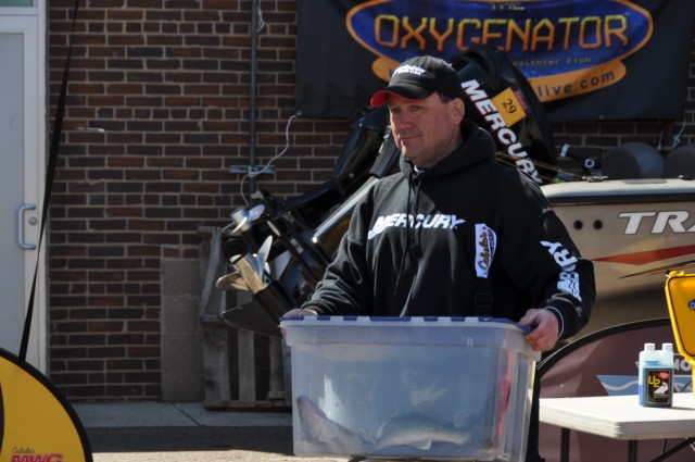 DA8F7EF1-65E3-44A2-B806-CAB372FB681E