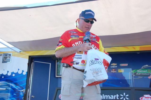 DAC78C8B-0F65-4507-9B4E-9475CDD70569