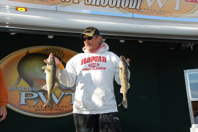 DAD81130-FB50-4FBD-AFB9-90B7863BEF5F