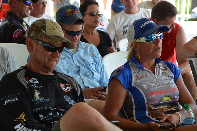 DAFDD642-4C33-4883-BEFE-C6C6BDA673F5