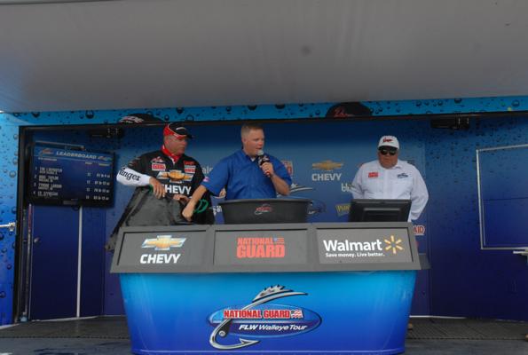 DB158F90-2CE9-4775-9884-A196D2B4F438