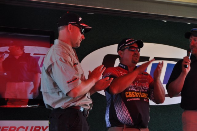 DB44B317-2984-4CE1-AF31-081C0242D4A0