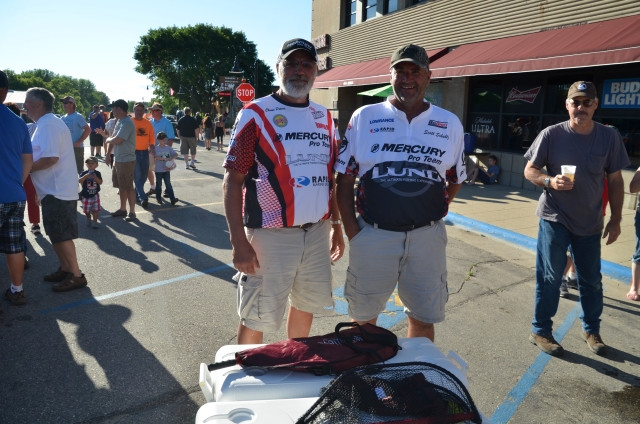 DB728F88-2322-46CC-8424-EF0748D61893