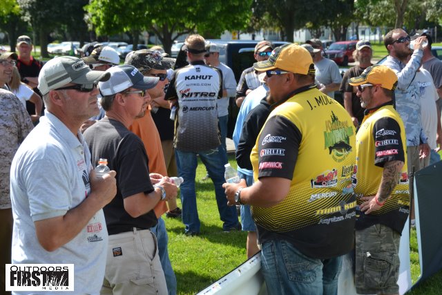 DB87BF91-2458-476C-B394-A022CA262012