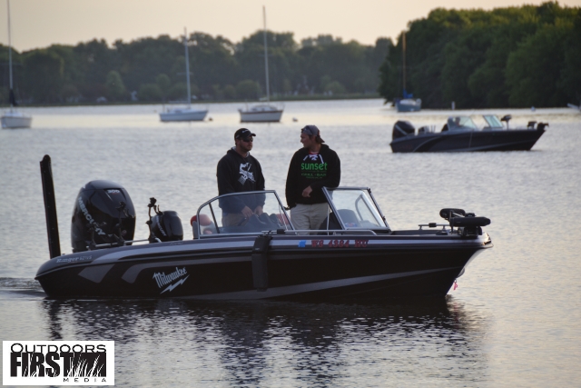 DB967AC3-AF79-4D87-BBEB-0849140D86E2