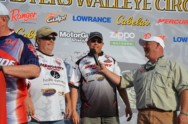 DB9B523A-1560-4AB8-81C6-4DBE4EC91E15