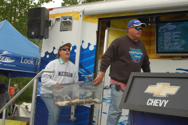 DBA21A62-95AA-4574-A481-4C49AFEBDB2A