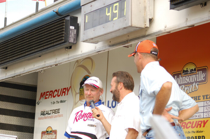 DBBCC5E2-03B0-45BC-AE56-679BF54EA234