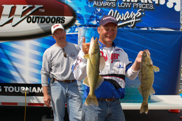 DBCB7273-A875-49EA-9902-666365BF04DA