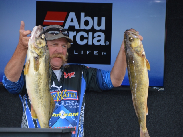 DBDE954B-793F-4137-8D53-6E9284C2DD30