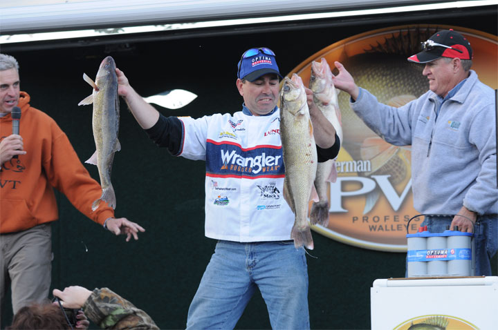 DBFB8C6C-70F3-40BB-9151-0E2C1E2AF826