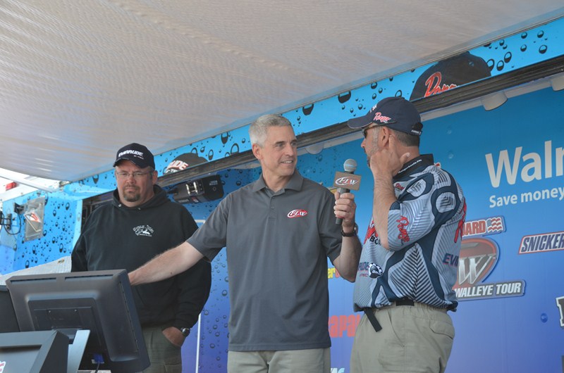 DC28953E-E839-465C-BEA2-7BF70C50DE02