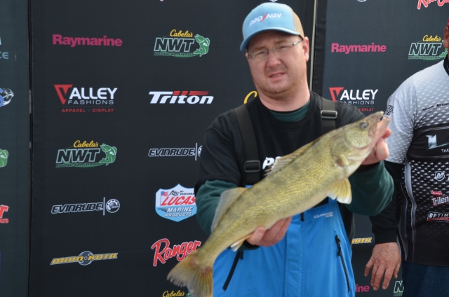 DC5683D7-D342-4F8B-932D-121EDB07A953