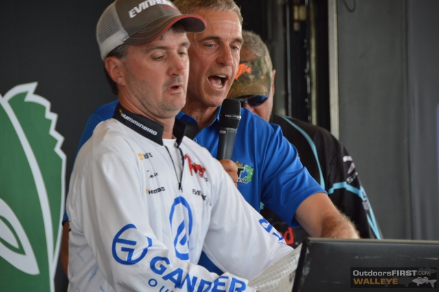 DC5F070C-4690-4D65-BB3B-7FC00FA546C1