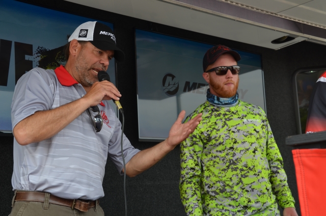 DC67F281-9714-40BC-BA79-83CC4A1B7574