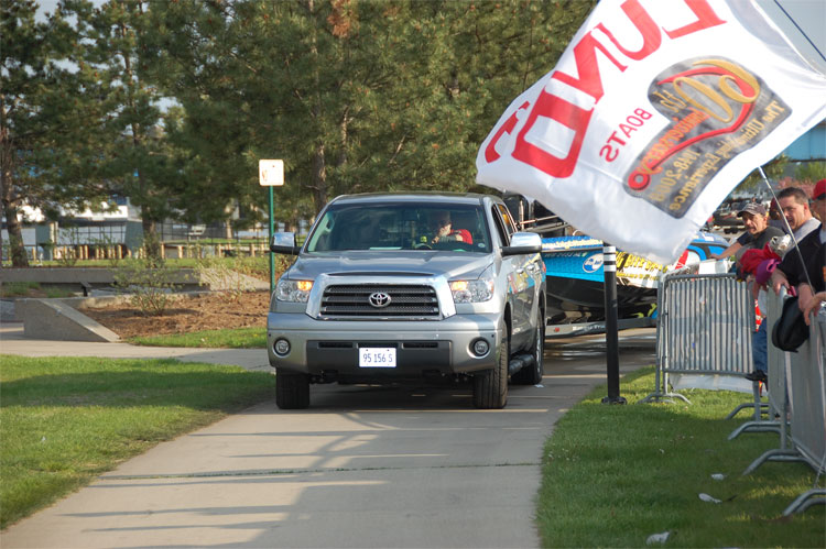 DC97B957-6626-47D0-8929-17A3E9AF8F78