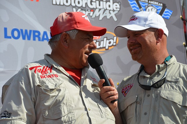 DCA9C3D6-024F-42B3-85A1-13C665C0108F