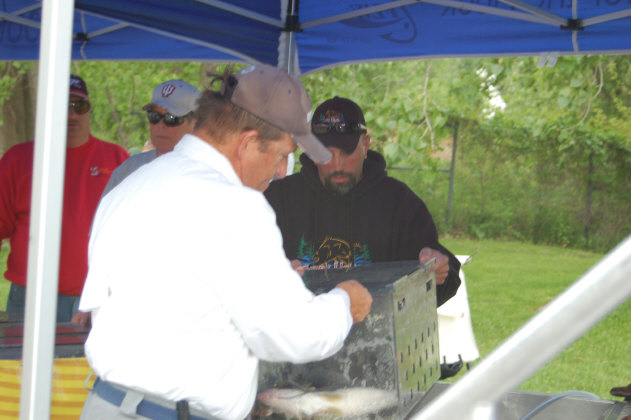 DCB4A721-B947-403B-A6B1-E06551698266