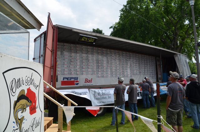 DCD47F36-8E28-4C43-91AB-063A63F74ACA