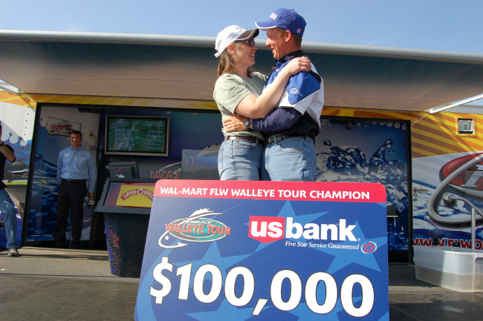 DCEEA8B0-8691-4AFD-A4FF-E79B19BDFAC9