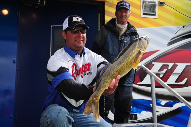 DD2B58D9-E8A5-4EDF-AD76-CE9AE69CEF04