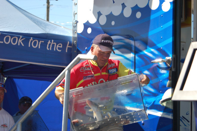 DD37E3D6-B4D0-41F2-AD73-45A091737976