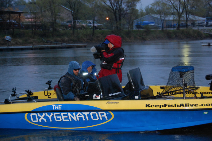 DD6C4CF6-C658-439E-BD31-537944BA0161