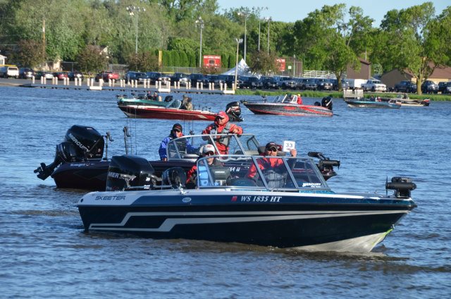 DD6FBCAD-7DFC-4736-979F-1C88D8A2D13E