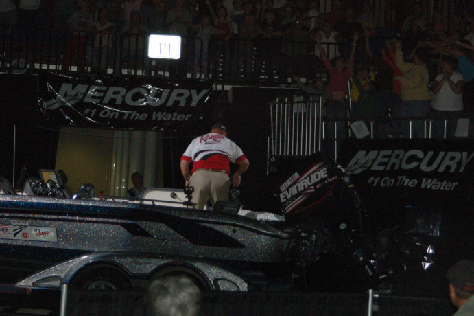 DDB038BB-C8FC-47C8-9D98-07D8231C0303