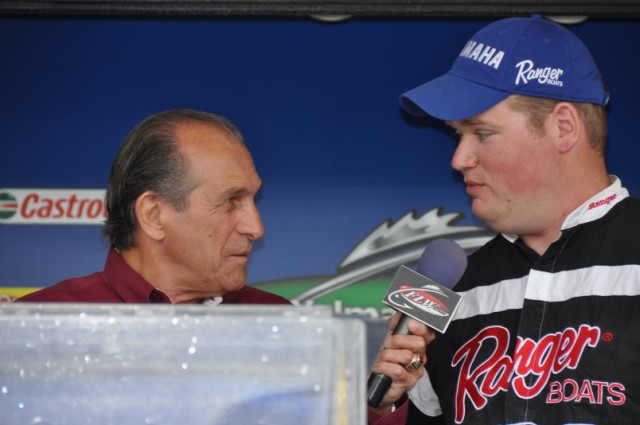 DDBDEE7D-3073-4D17-871A-7CFA70CF29CB