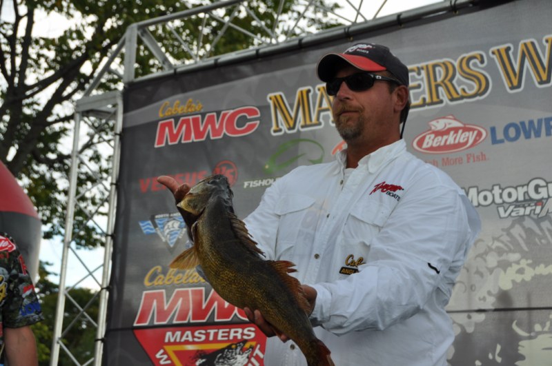 DDC94FC9-6FBA-4F82-B041-AE27FD6BFC38