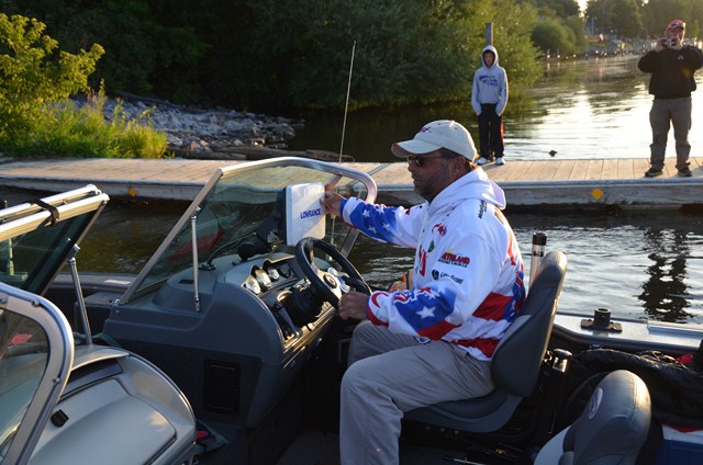 DDF67C92-B0BF-486F-AB1D-57BABEE9FF4F