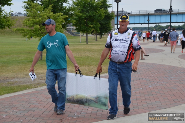 DE267C38-DDE9-471A-8A8D-60D52DDCAA18