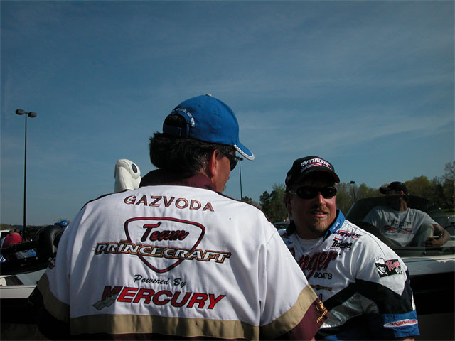 DE4DC751-3B1B-4E2D-A6BD-881E72013E28