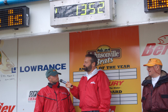 DE5C1378-C6FC-430F-87E9-558A35FF785A