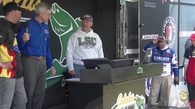 DE6DF9C3-C255-4D34-8A7C-A3DB74AC281E