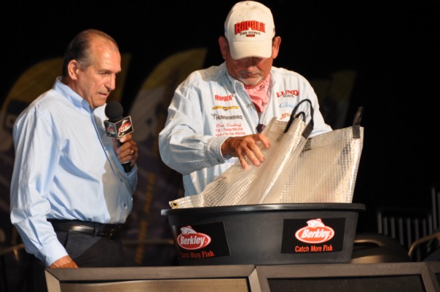 DE735C51-E818-43EE-88C7-AA4423E74FEE