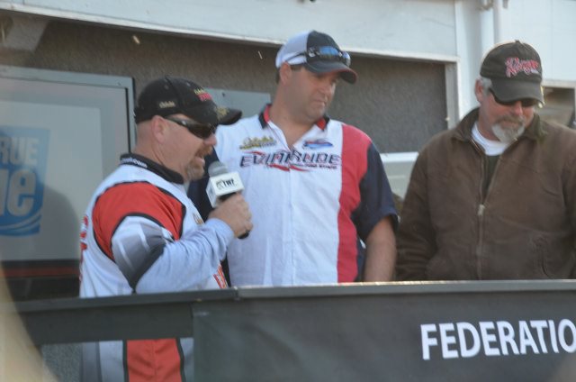 DE8BB9F8-BDAE-4C3F-9109-8CC53246924B