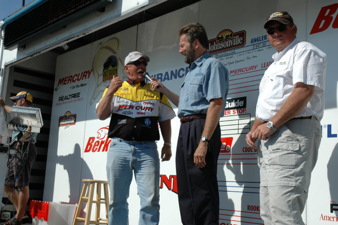 DE99CA25-746F-482A-BC6A-027EECDB3E0E