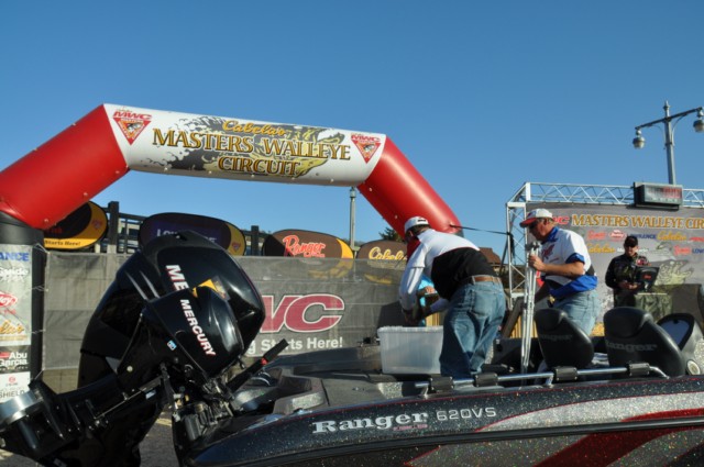 DEB69BBB-E89A-42D6-BE4D-D9D94AA3A40F