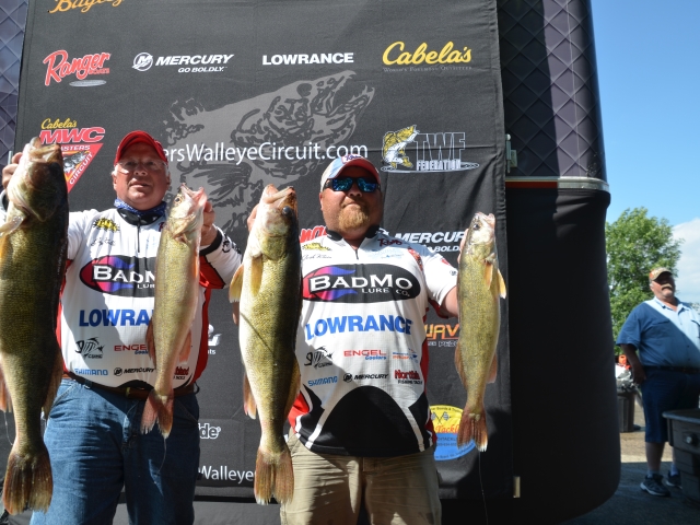 DEBC3B42-929E-4D22-8E7E-B7C2F67468F3