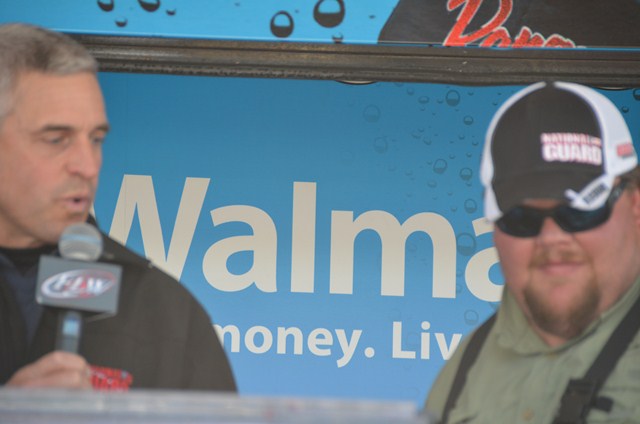 DEFD8EF6-56CE-4319-87C8-919F508BE9E6