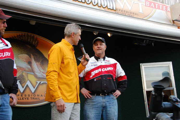 DF201A7D-F62F-40D7-AC1A-AE875D5A8CB4