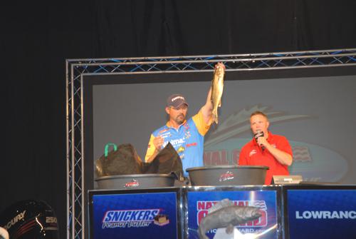 DF43E1E6-F855-401B-B7BB-D1BC49F339BC