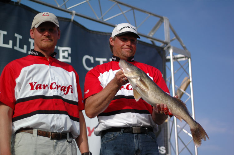 DF5BFEB3-689F-4324-B8D0-0AD03418F565