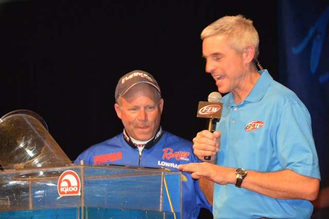 DFA71881-BE27-4693-9222-87A1A826D56B