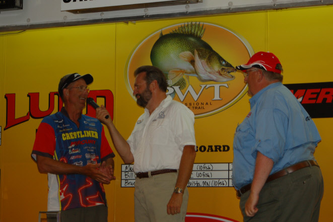 DFAE06CF-B9C4-4B93-8B95-006C59BCE984