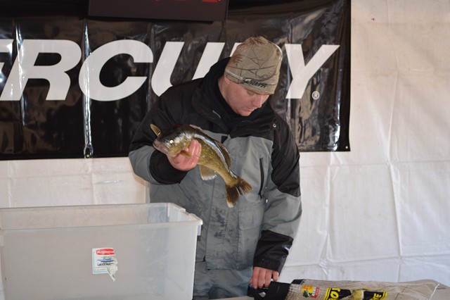 E93EBBE8-8C6A-4D36-A416-AB082AA58C78