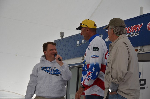 8F6D7209-A843-4DDB-9102-A43826EC3903