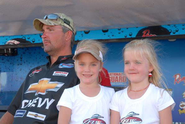 2640392F-F00D-4625-839A-6041DD25E091